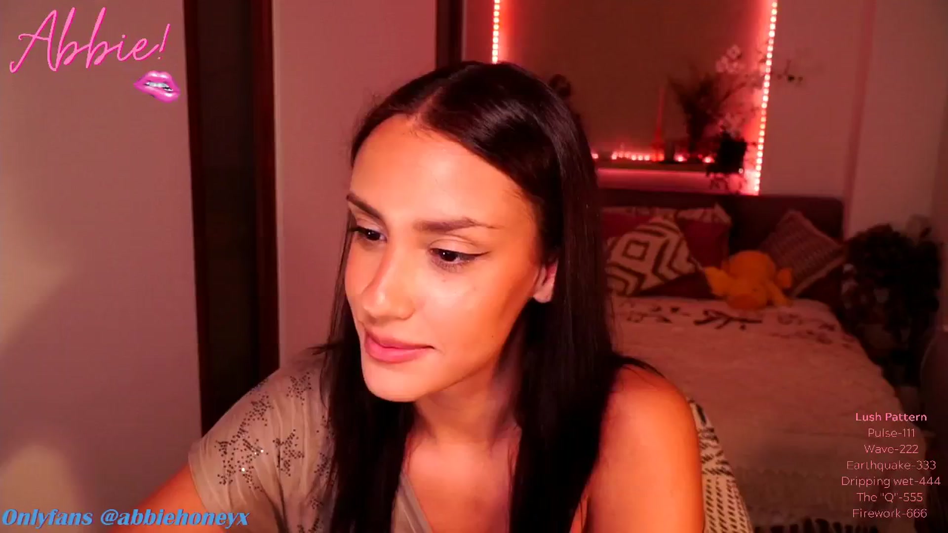 Gallery image thumbnail from Abiee_'s myfreecams stream on, 09/16/2024, 19:26 image 18 of 20