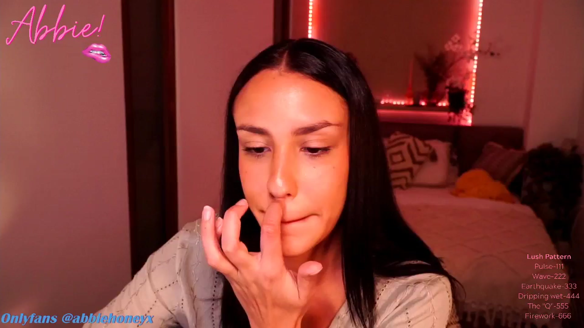 Gallery image thumbnail from Abiee_'s myfreecams stream on, 09/24/2024, 18:13 image 6 of 20