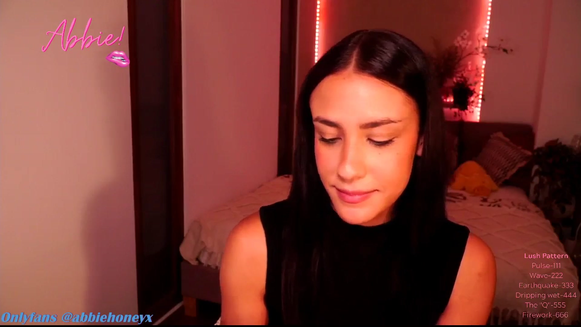 Gallery image thumbnail from Abiee_'s myfreecams stream on, 10/28/2024, 19:02 image 16 of 20