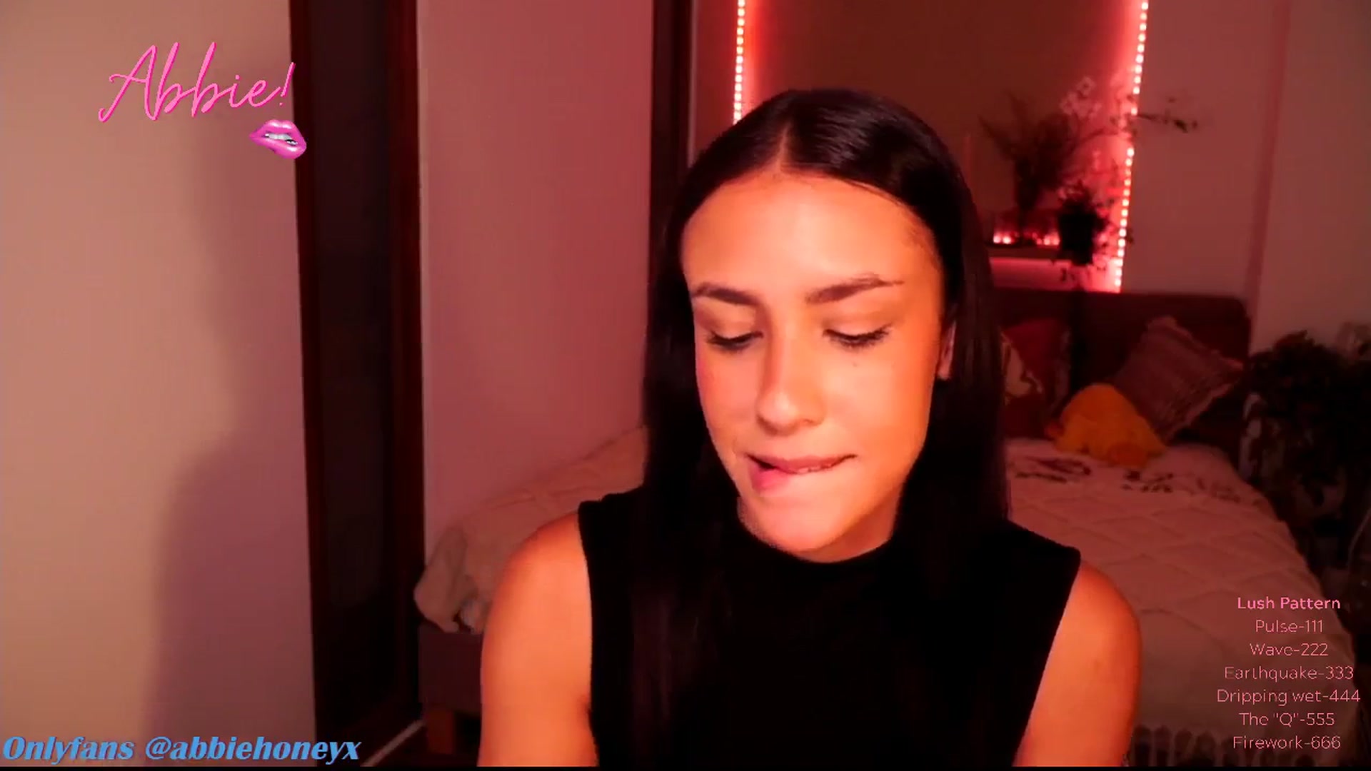 Gallery image thumbnail from Abiee_'s myfreecams stream on, 10/28/2024, 20:09 image 2 of 20