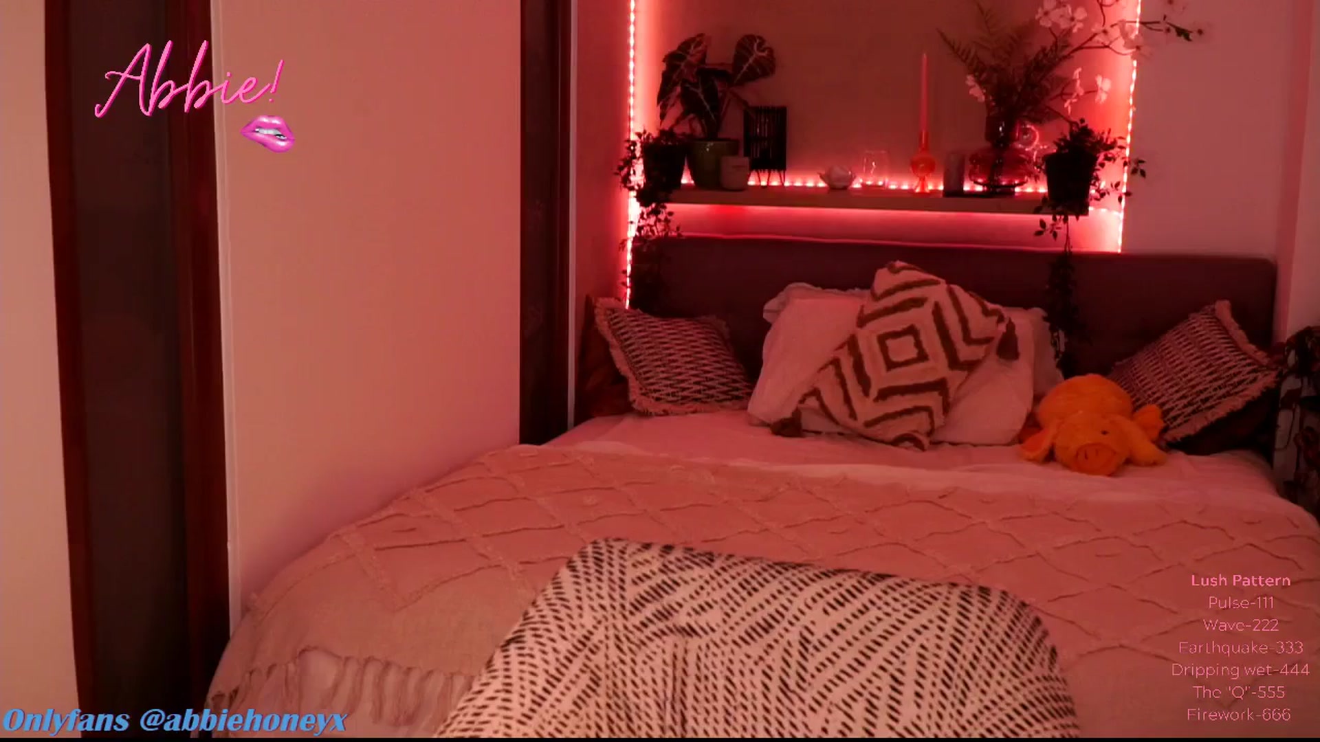 Gallery image thumbnail from Abiee_'s myfreecams stream on, 11/18/2024, 18:22 image 15 of 20