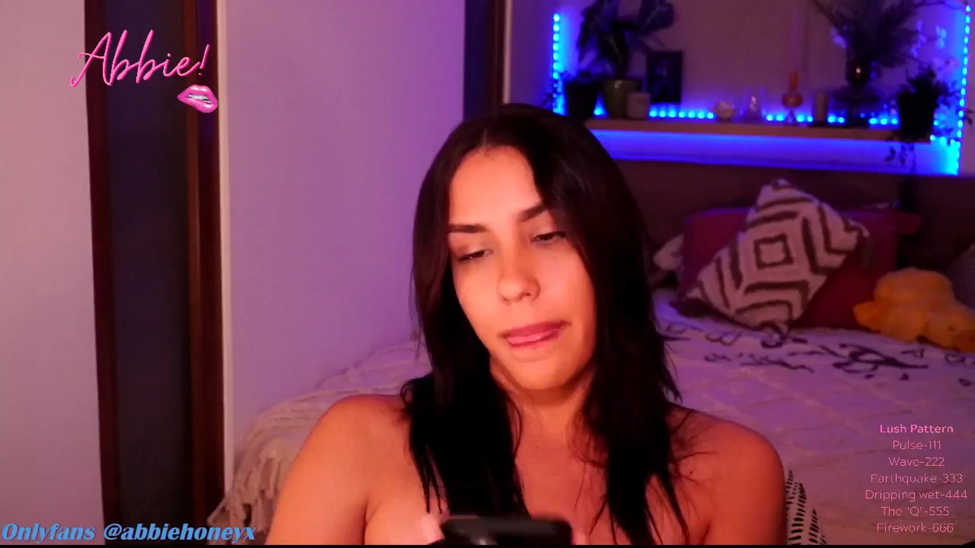 Gallery image thumbnail from Abiee_'s myfreecams stream on, 12/04/2024, 18:05 image 17 of 20