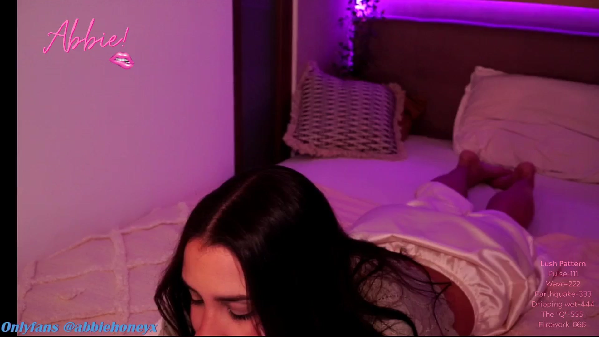 Gallery image thumbnail from Abiee_'s myfreecams stream on, 12/13/2024, 18:27 image 6 of 20