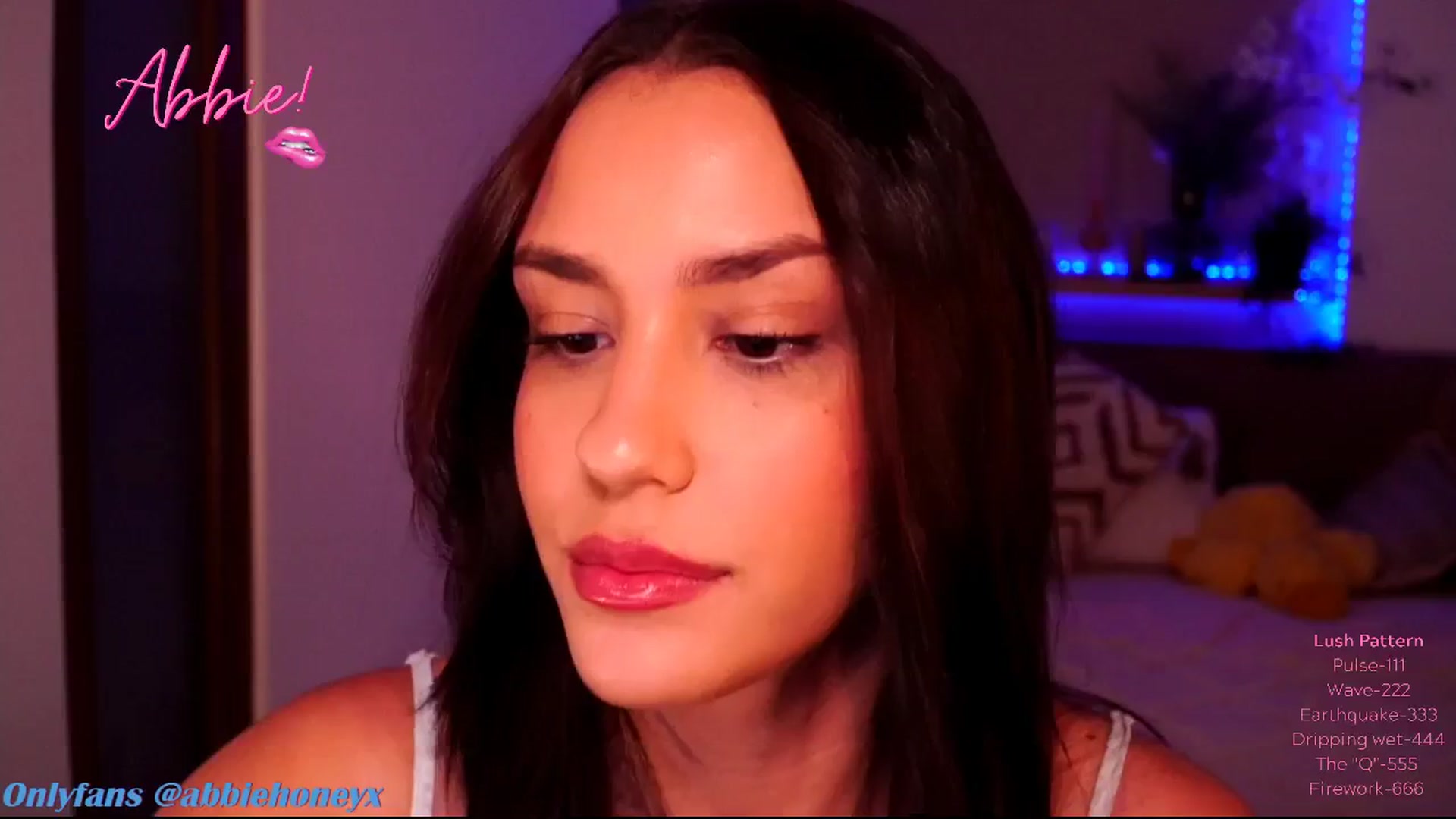 Gallery image thumbnail from Abiee_'s myfreecams stream on, 12/18/2024, 18:23 image 6 of 20