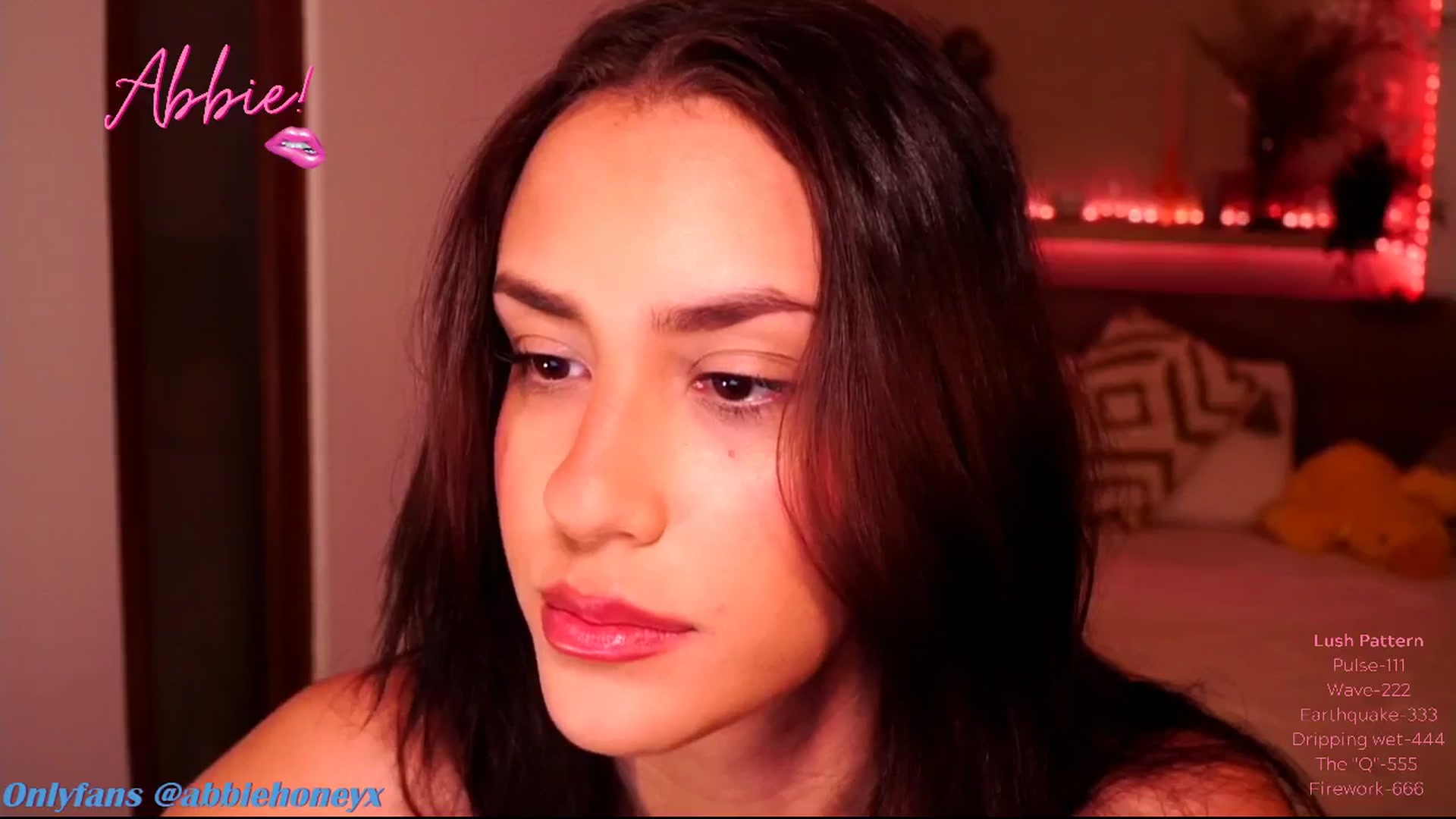 Gallery image thumbnail from Abiee_'s myfreecams stream on, 12/21/2024, 19:53 image 6 of 20