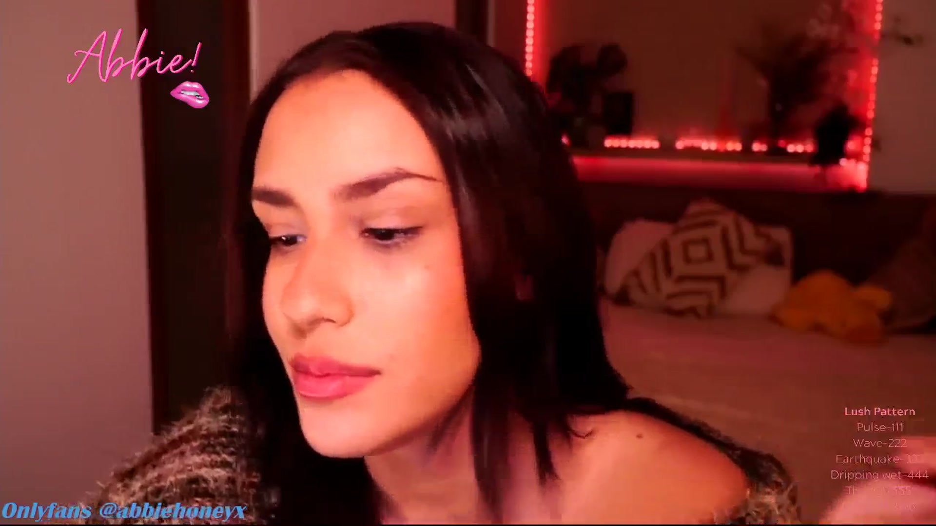 Gallery image thumbnail from Abiee_'s myfreecams stream on, 12/21/2024, 20:32 image 7 of 20