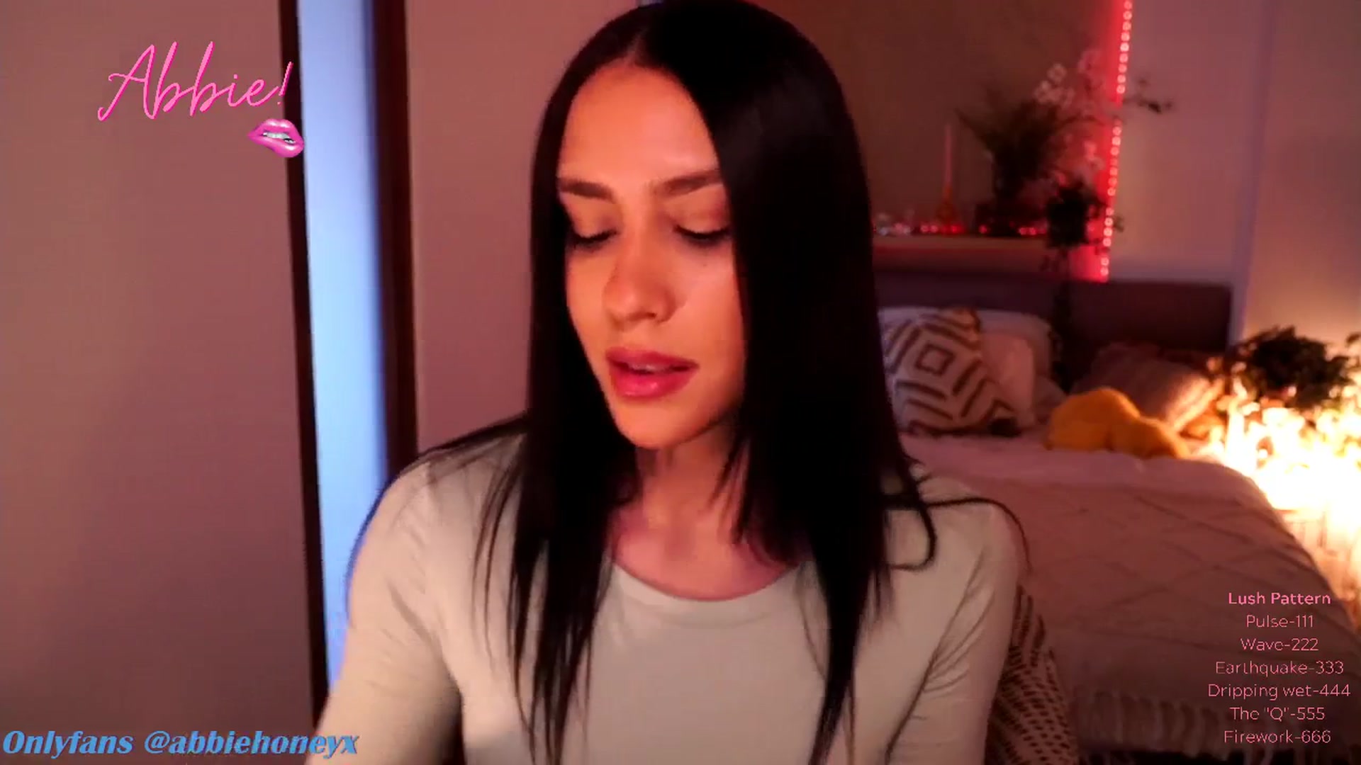 Gallery image thumbnail from Abiee_'s myfreecams stream on, 03/18/2025, 17:06 image 6 of 20