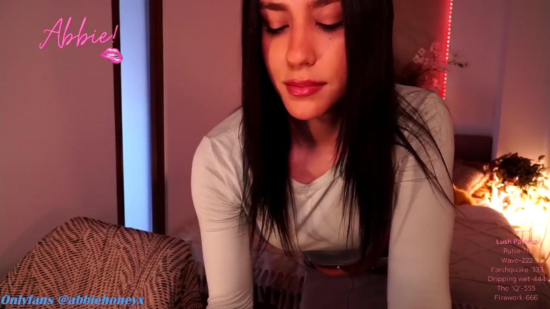 Gallery image thumbnail from Abiee_'s myfreecams stream on, 03/18/2025, 17:06 image 5 of 20