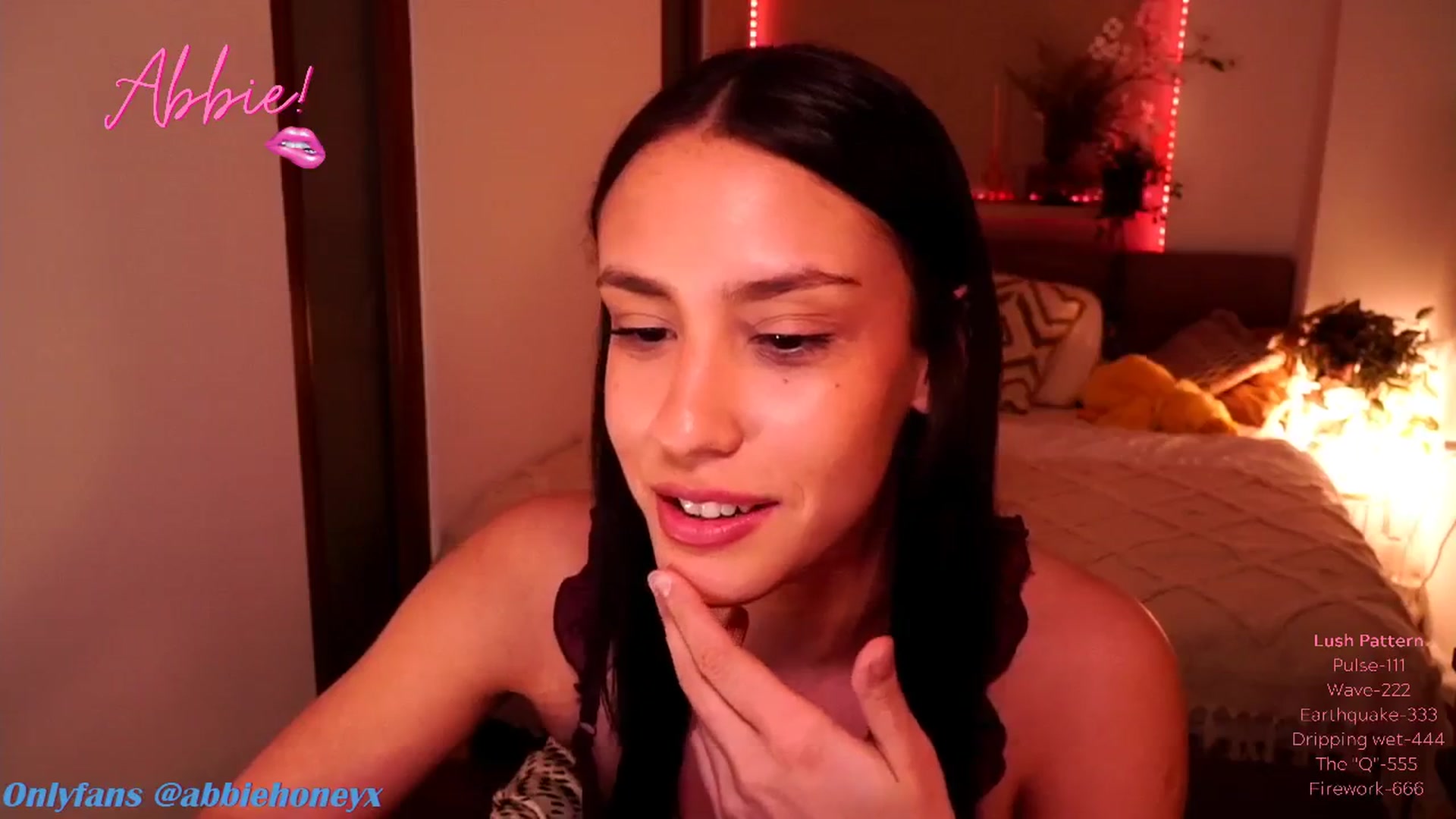 Gallery image thumbnail from Abiee_'s myfreecams stream on, 03/25/2025, 19:54 image 16 of 20