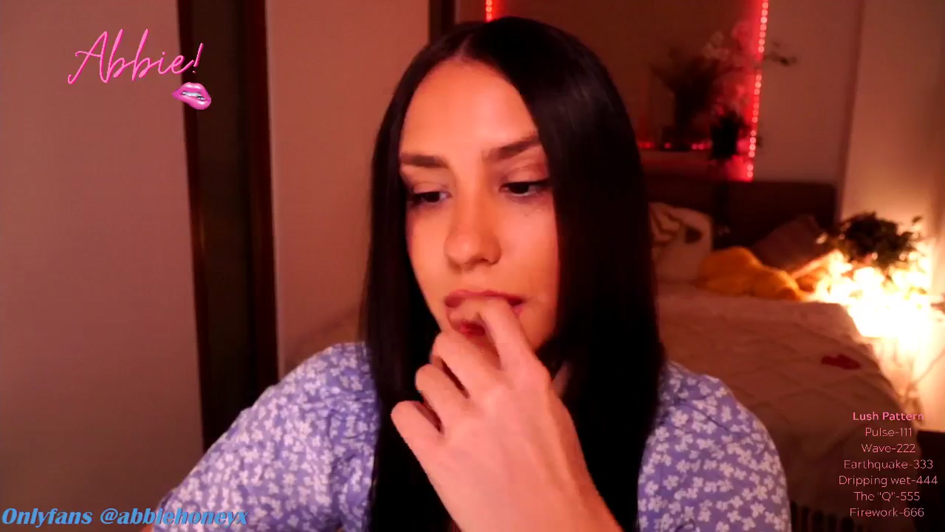 Gallery image thumbnail from Abiee_'s myfreecams stream on, 03/26/2025, 21:06 image 13 of 20