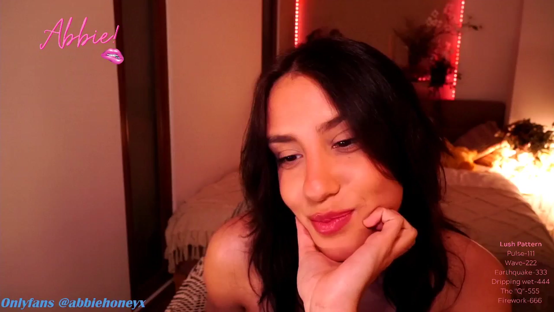 Gallery image thumbnail from Abiee_'s myfreecams stream on, 03/28/2025, 20:41 image 7 of 20