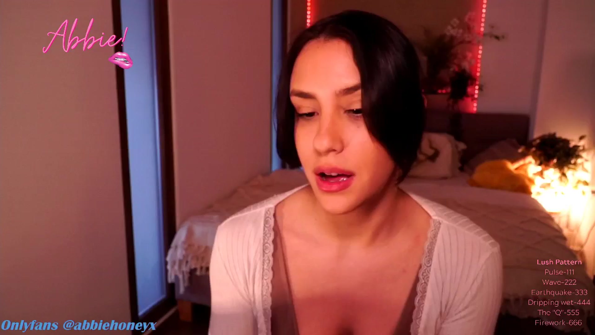 Gallery image thumbnail from Abiee_'s myfreecams stream on, 04/01/2025, 16:50 image 16 of 20