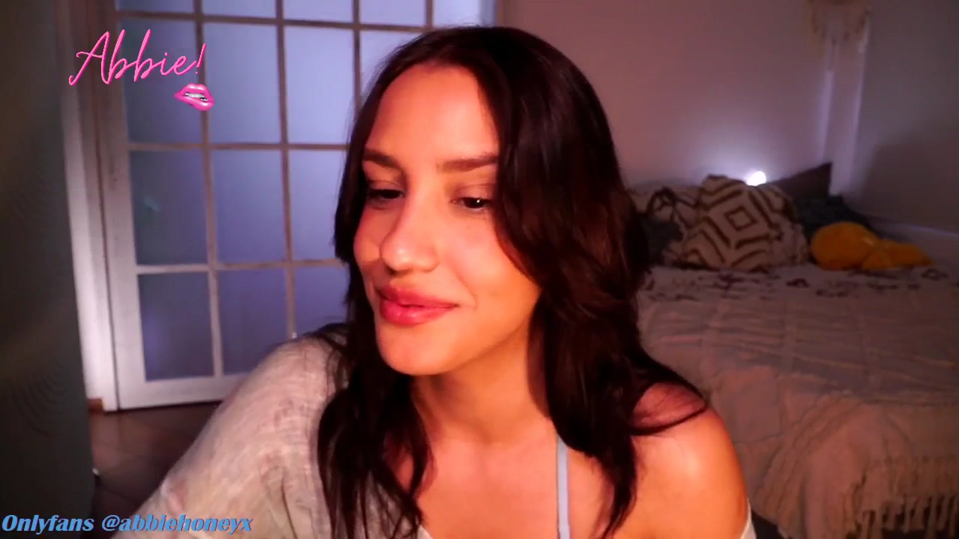 Gallery image thumbnail from Abiee_'s myfreecams stream on, 04/22/2025, 14:02 image 16 of 20