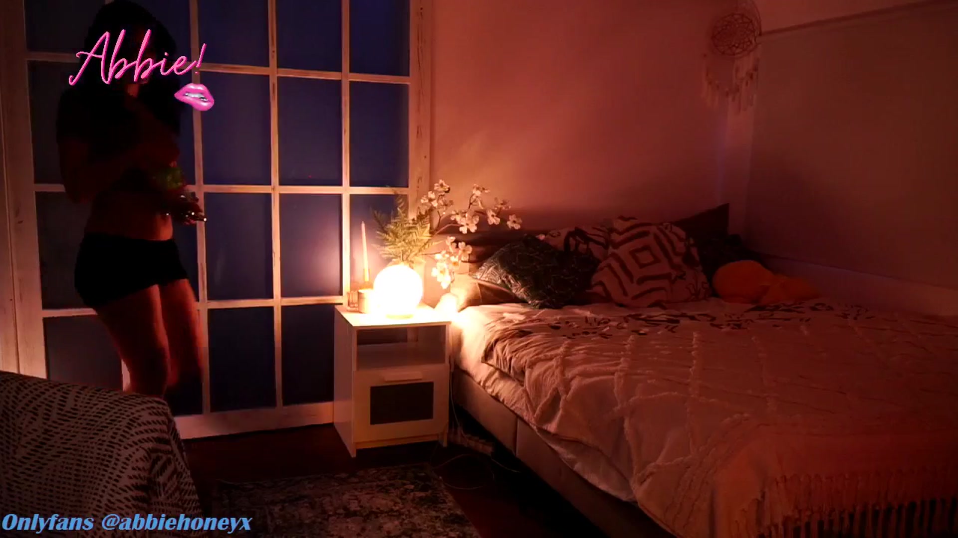 Gallery image thumbnail from Abiee_'s myfreecams stream on, 04/22/2025, 17:59 image 3 of 20