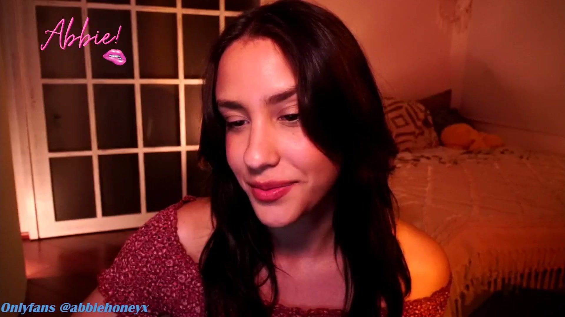 Gallery image thumbnail from Abiee_'s myfreecams stream on, 04/22/2025, 19:13 image 15 of 20