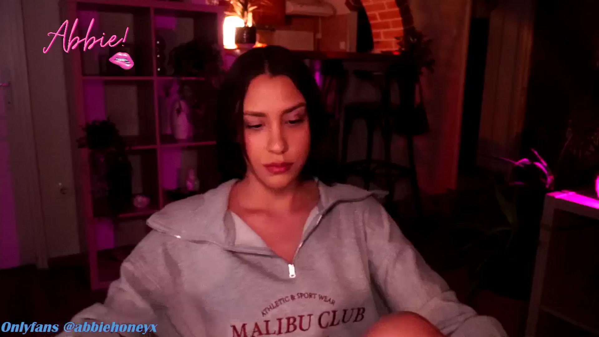 Gallery image thumbnail from Abiee_'s myfreecams stream on, 05/14/2025, 16:59 image 10 of 20