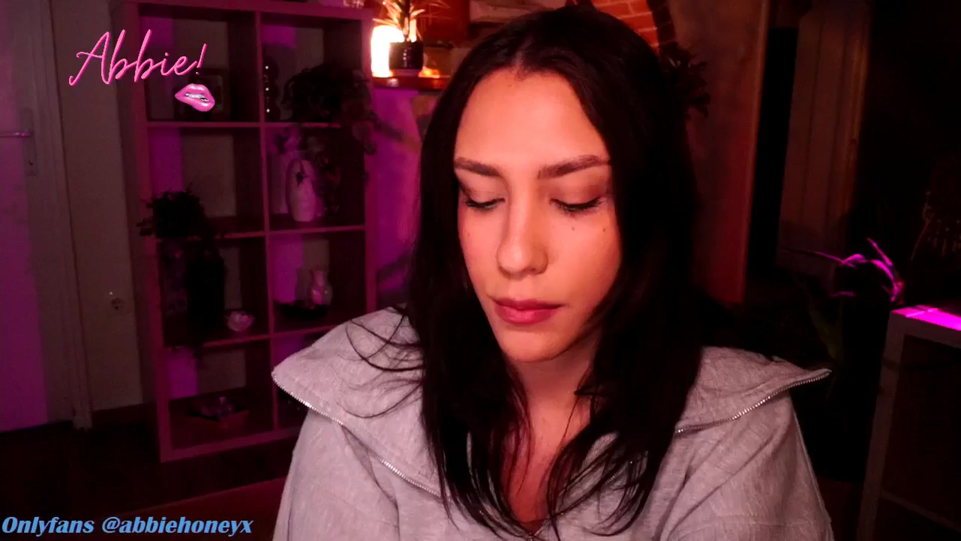 Gallery image thumbnail from Abiee_'s myfreecams stream on, 05/14/2025, 16:59 image 8 of 20