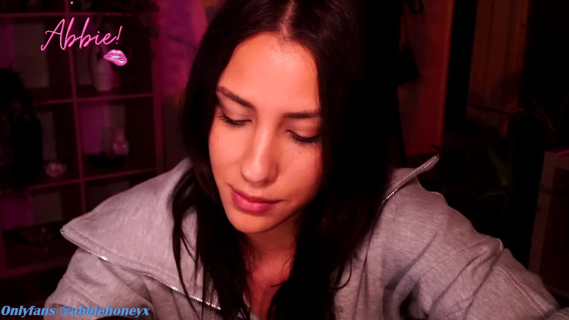 Gallery image thumbnail from Abiee_'s myfreecams stream on, 05/15/2025, 17:34 image 11 of 20