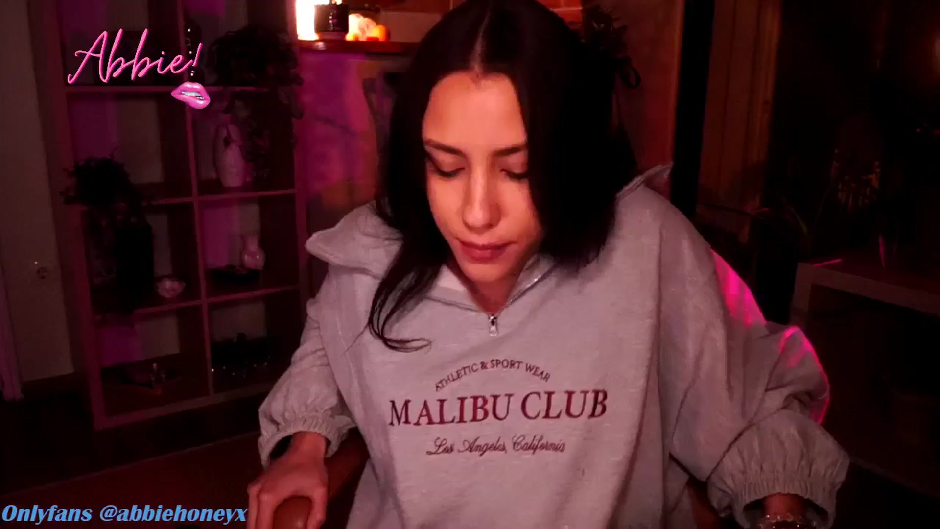 Gallery image thumbnail from Abiee_'s myfreecams stream on, 05/15/2025, 17:34 image 20 of 20