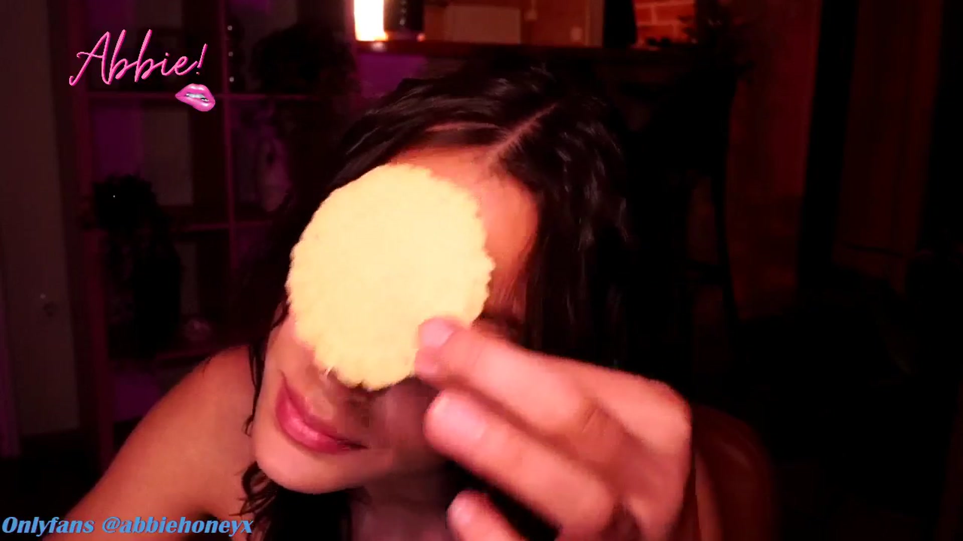 Gallery image thumbnail from Abiee_'s myfreecams stream on, 05/20/2025, 20:03 image 12 of 20