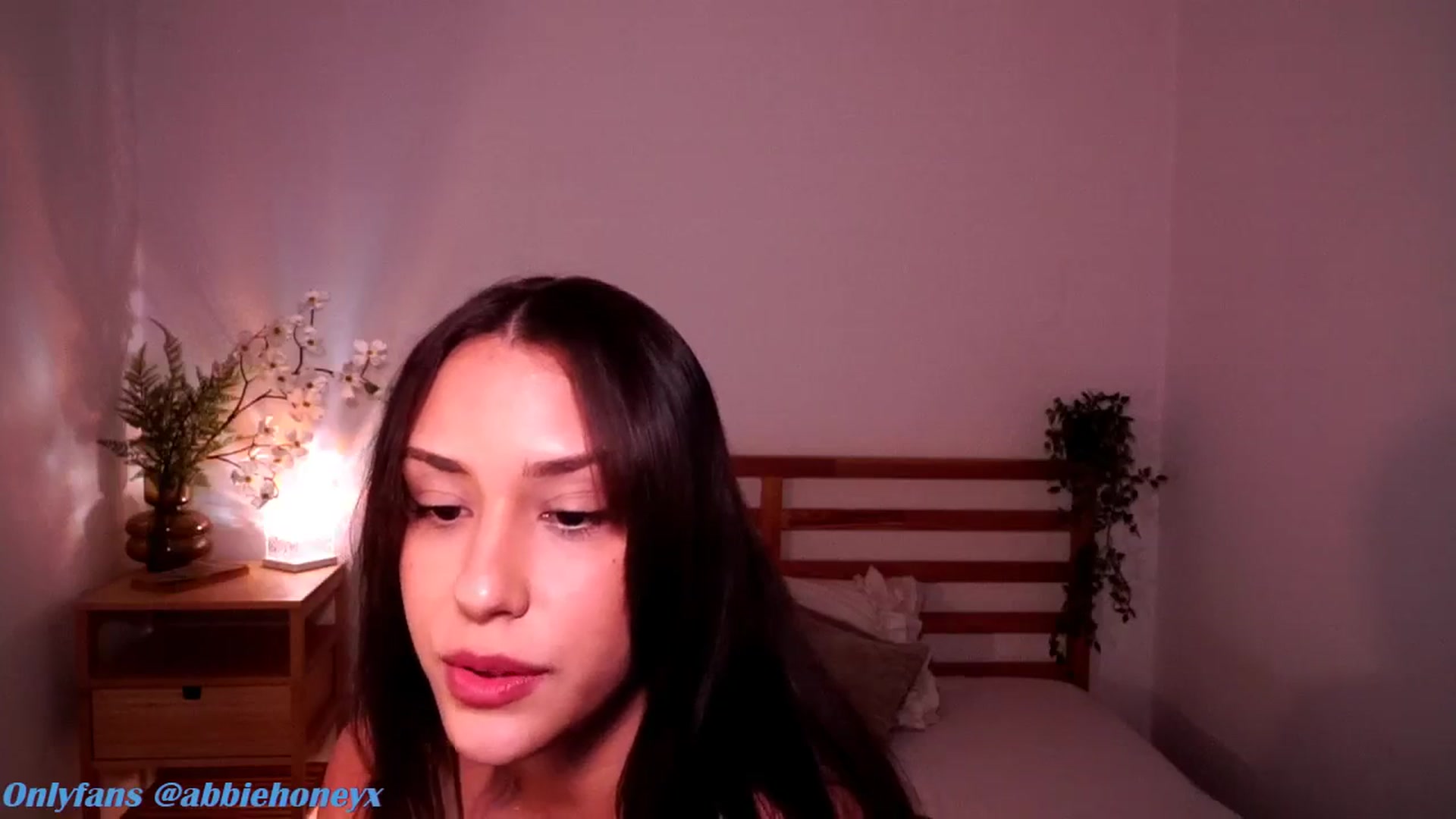 Gallery image thumbnail from Abiee_'s myfreecams stream on, 03/15/2026, 14:31 image 5 of 20