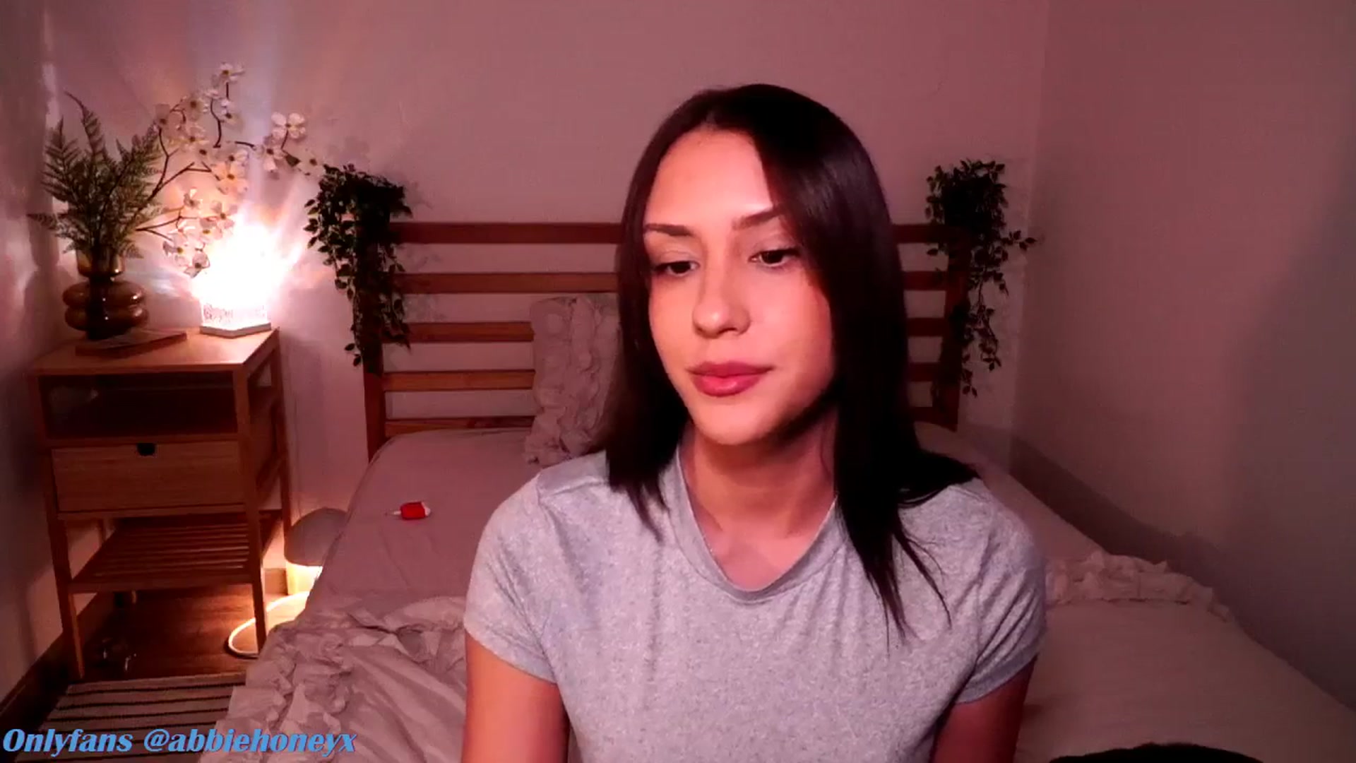 Gallery image thumbnail from Abiee_'s myfreecams stream on, 03/18/2026, 19:45 image 12 of 20