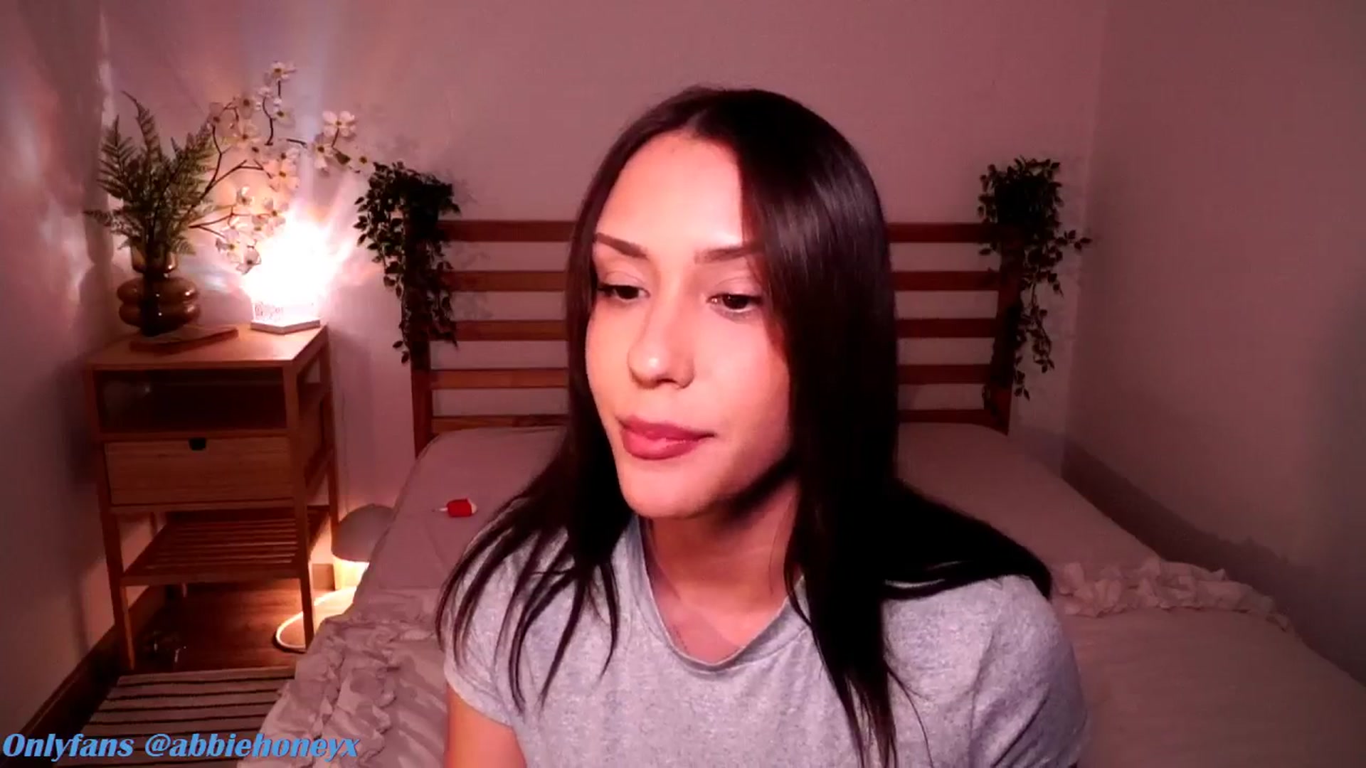 Gallery image thumbnail from Abiee_'s myfreecams stream on, 03/18/2026, 19:45 image 7 of 20