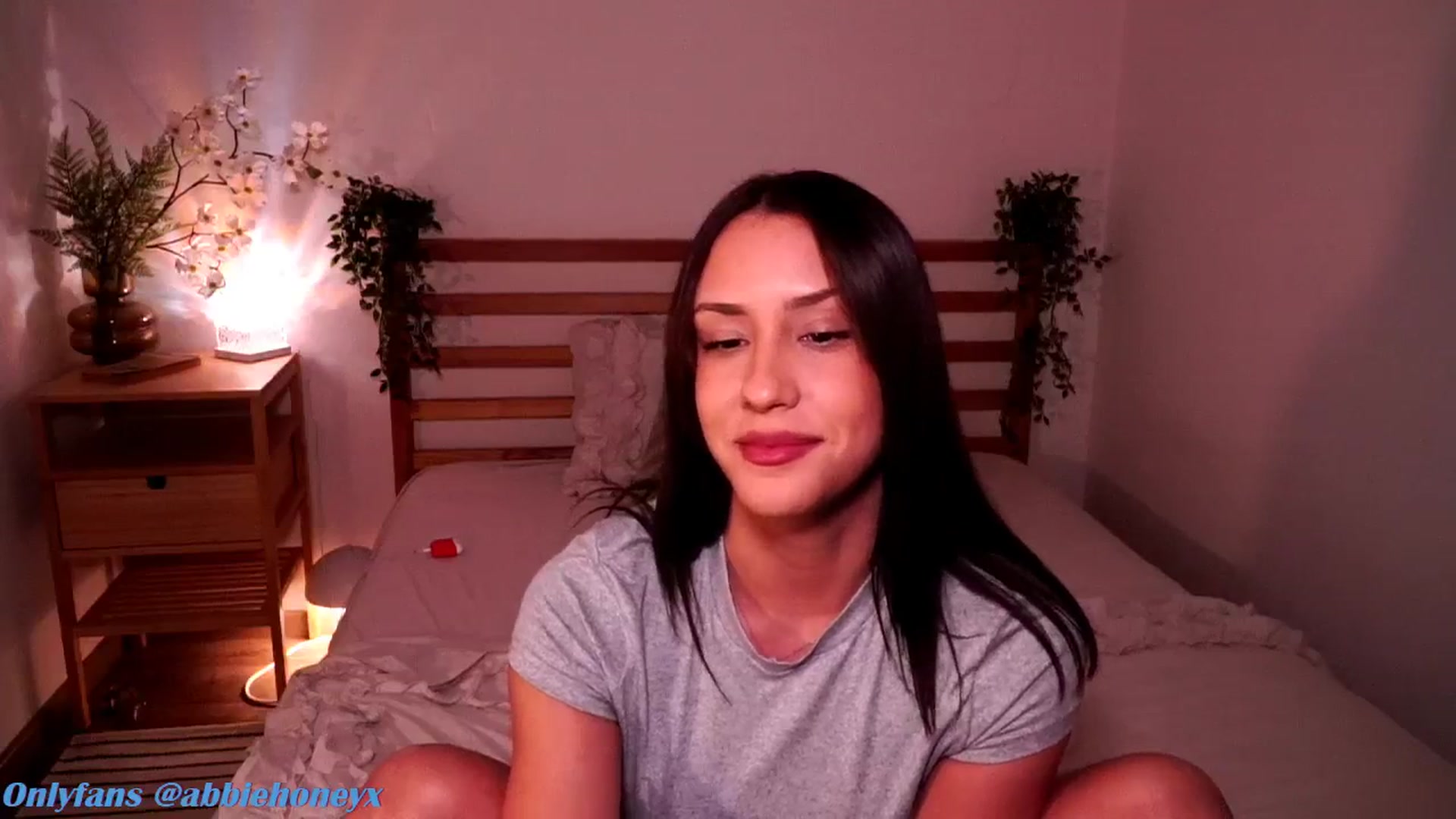 Gallery image thumbnail from Abiee_'s myfreecams stream on, 03/18/2026, 19:45 image 10 of 20