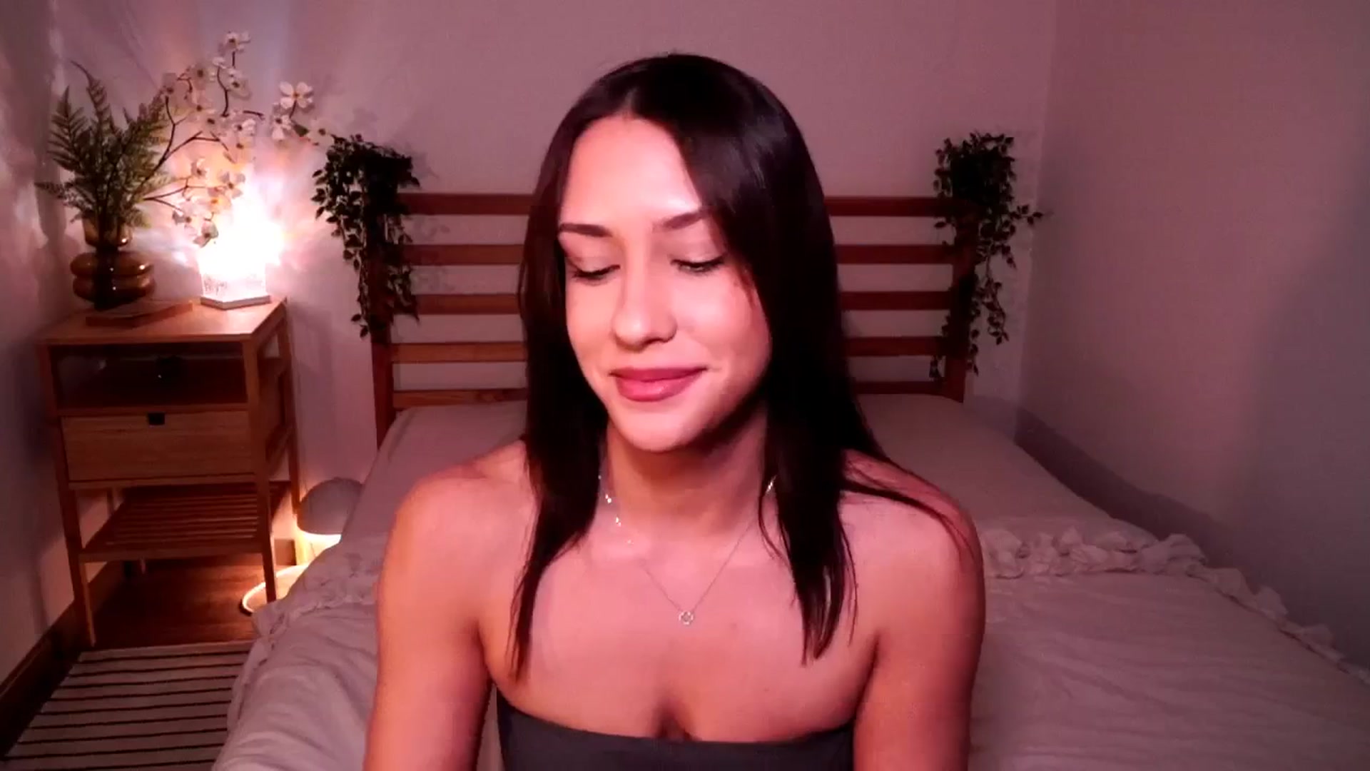 Gallery image thumbnail from Abiee_'s myfreecams stream on, 03/23/2026, 16:31 image 19 of 20