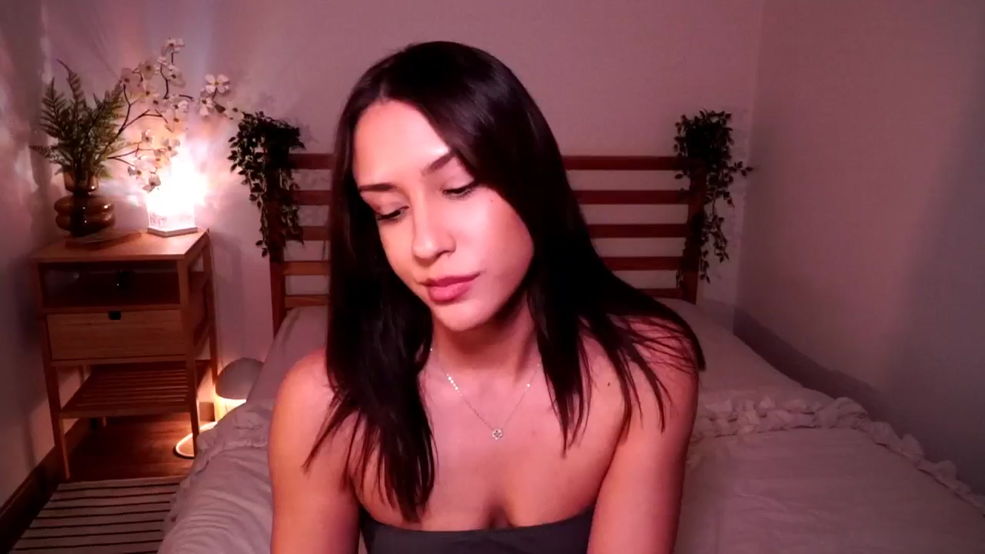 Gallery image thumbnail from Abiee_'s myfreecams stream on, 03/23/2026, 17:17 image 4 of 20