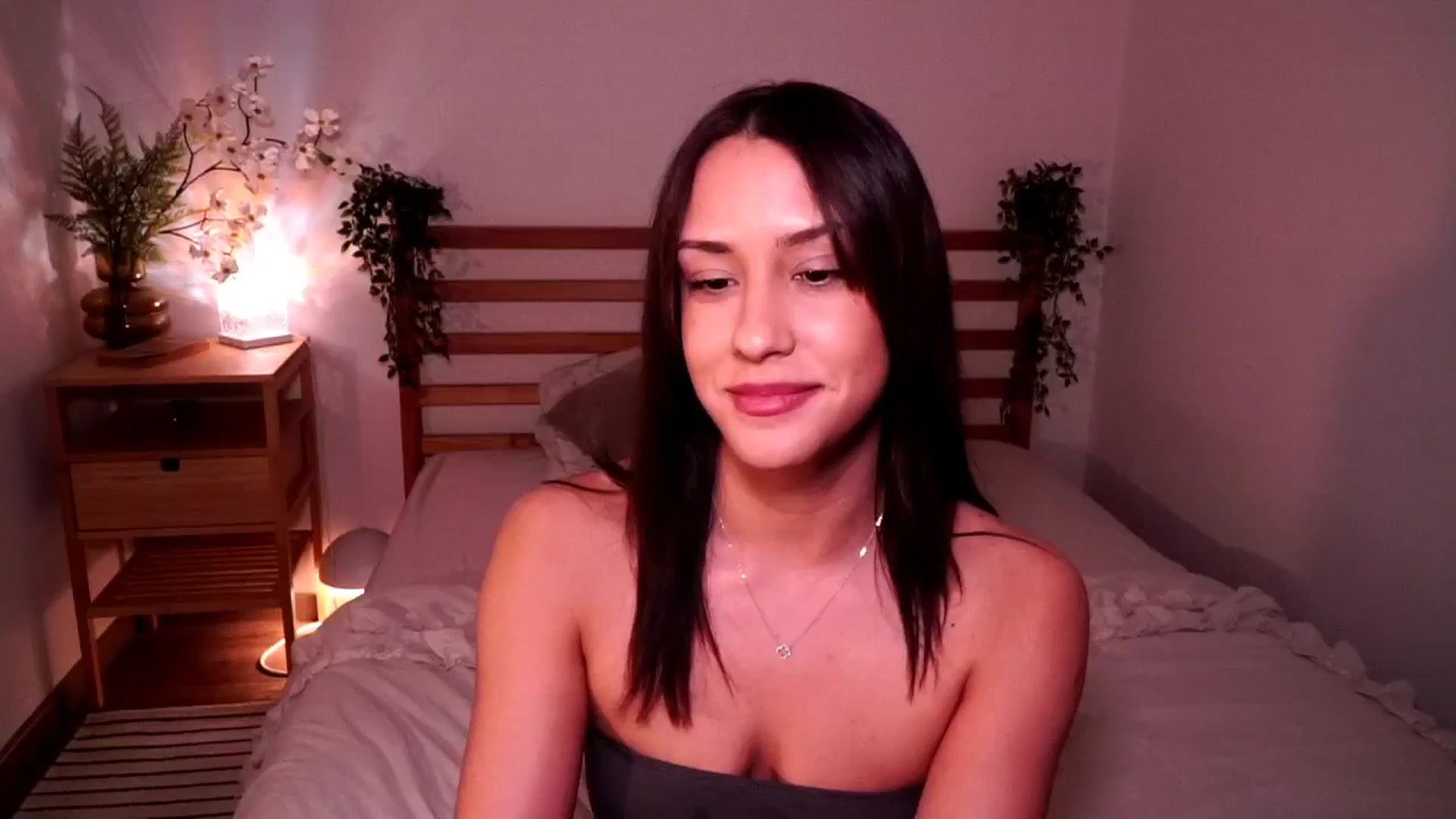 Gallery image thumbnail from Abiee_'s myfreecams stream on, 03/23/2026, 17:17 image 18 of 20