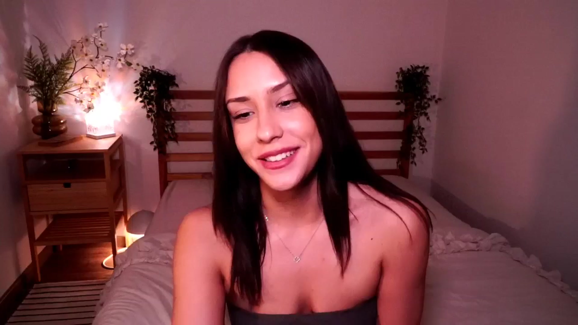Gallery image thumbnail from Abiee_'s myfreecams stream on, 03/23/2026, 17:17 image 6 of 20