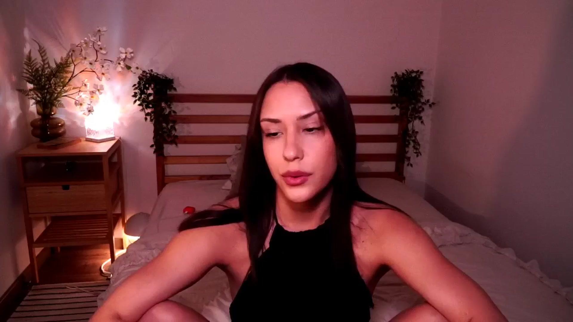 Gallery image thumbnail from Abiee_'s myfreecams stream on, 03/27/2026, 19:35 image 3 of 20