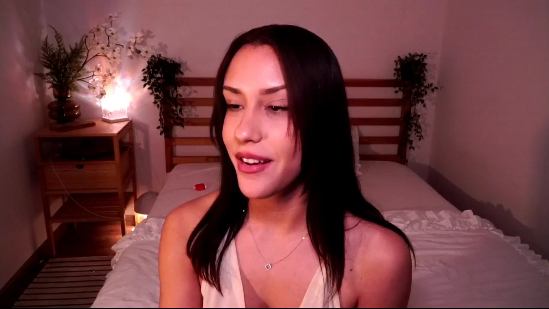 Gallery image thumbnail from Abiee_'s myfreecams stream on, 04/20/2026, 14:29 image 14 of 20