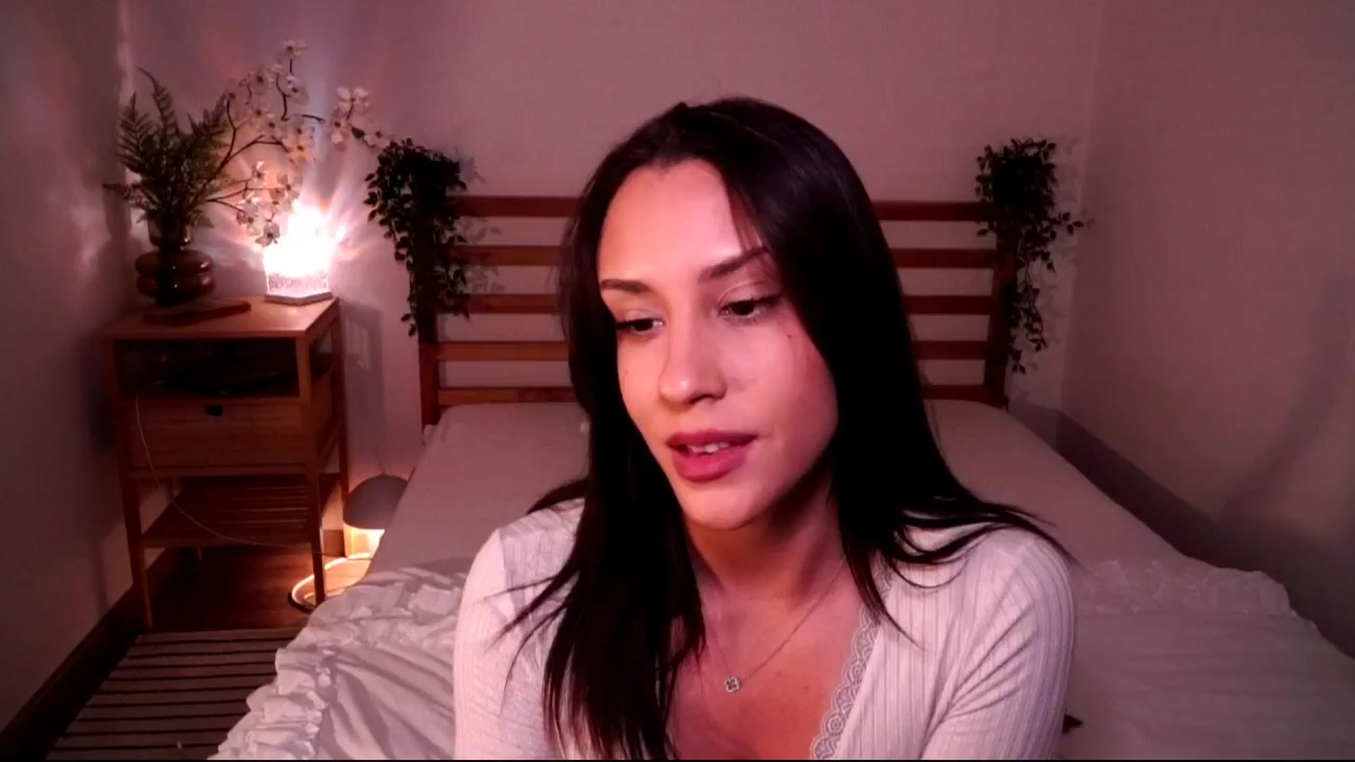 Gallery image thumbnail from Abiee_'s myfreecams stream on, 04/30/2026, 16:26 image 18 of 20
