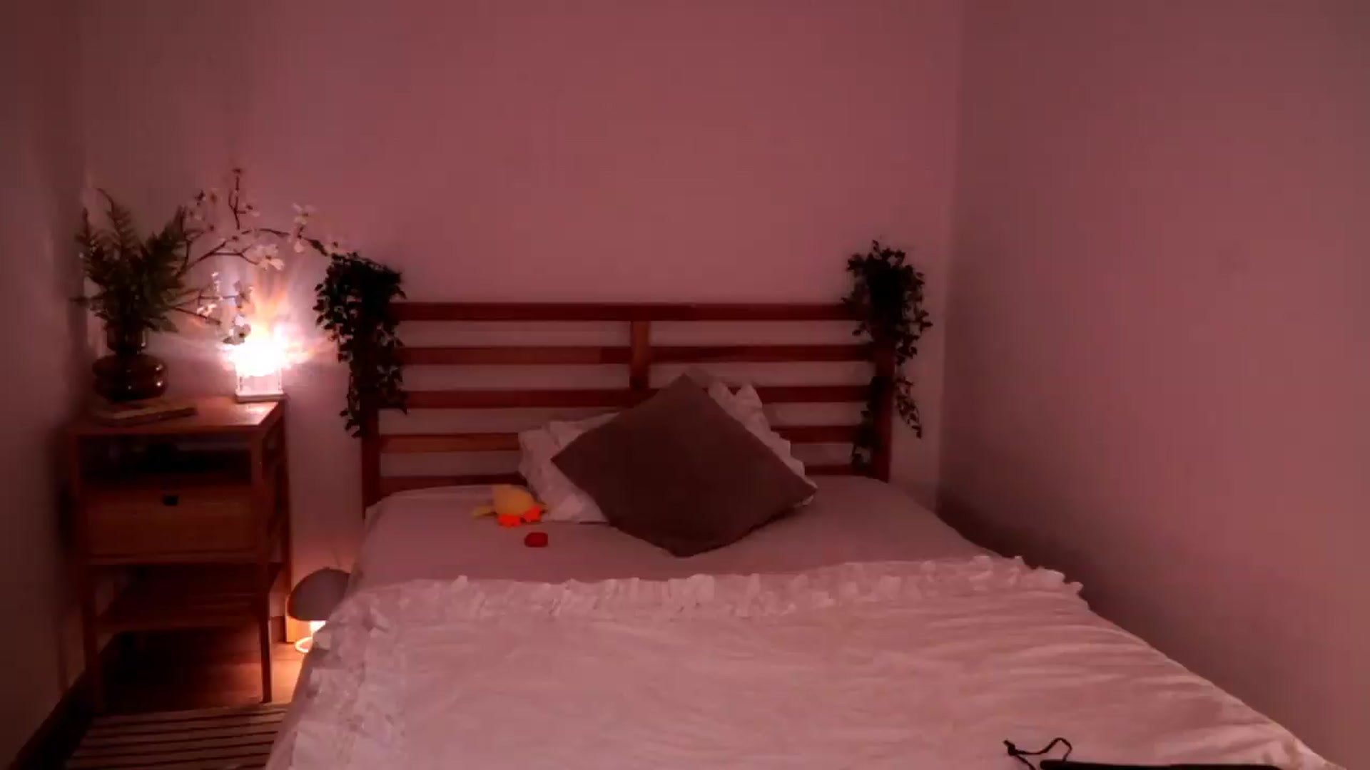 Gallery image thumbnail from Abiee_'s myfreecams stream on, 08/03/2026, 16:00 image 2 of 20