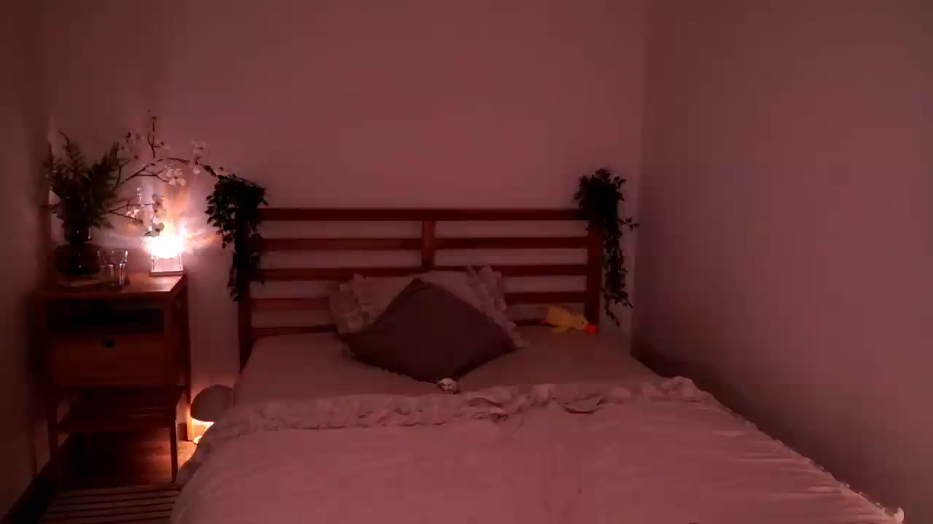 Gallery image thumbnail from Abiee_'s myfreecams stream on, 08/11/2026, 17:22 image 15 of 20