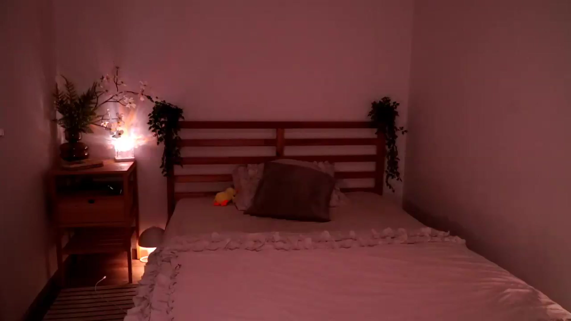 Gallery image thumbnail from Abiee_'s myfreecams stream on, 08/23/2026, 18:11 image 9 of 20