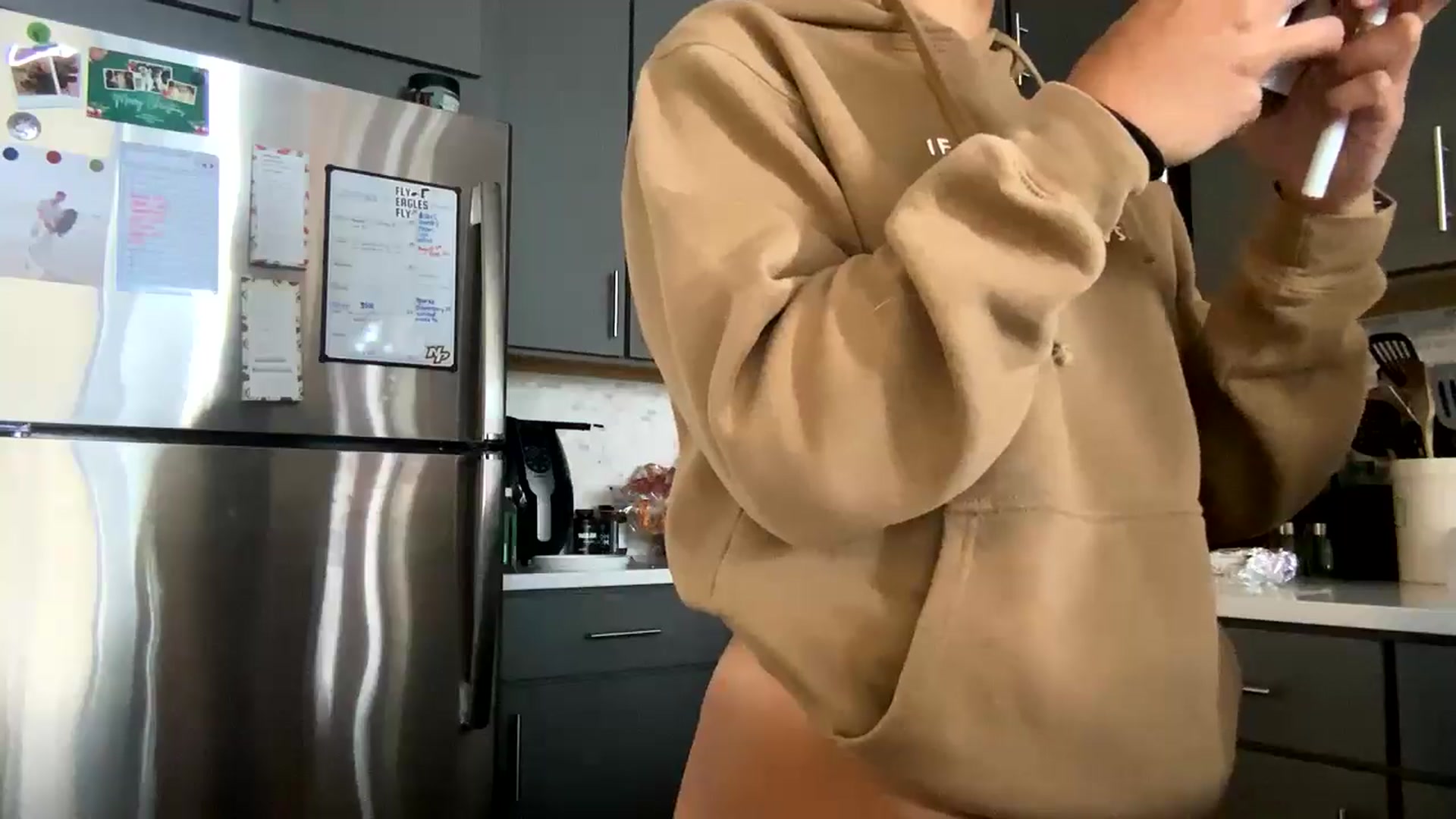 Gallery image thumbnail from AbigailGrubbs's myfreecams stream on, 07/24/2025, 18:36 image 3 of 20