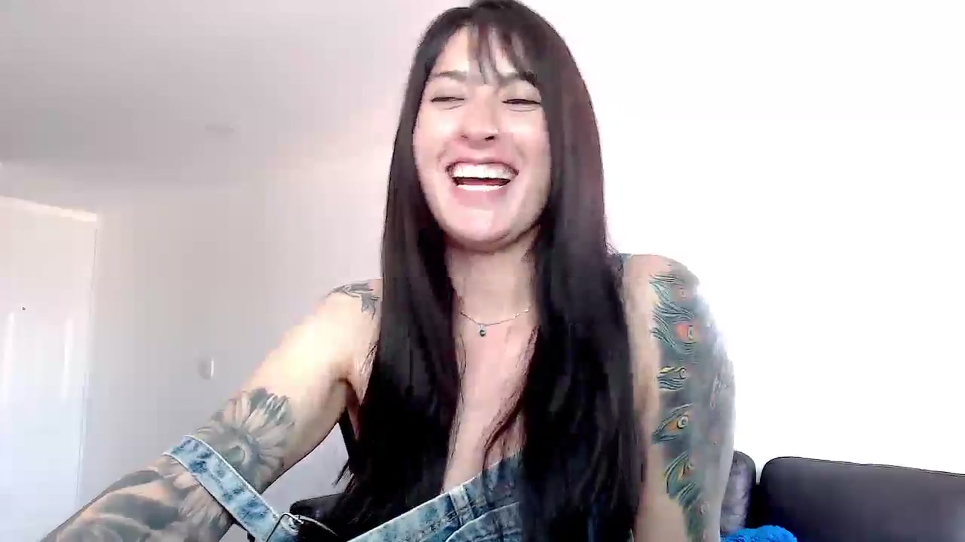 Gallery image thumbnail from Abigaill29's myfreecams stream on, 09/27/2025, 21:59 image 14 of 20
