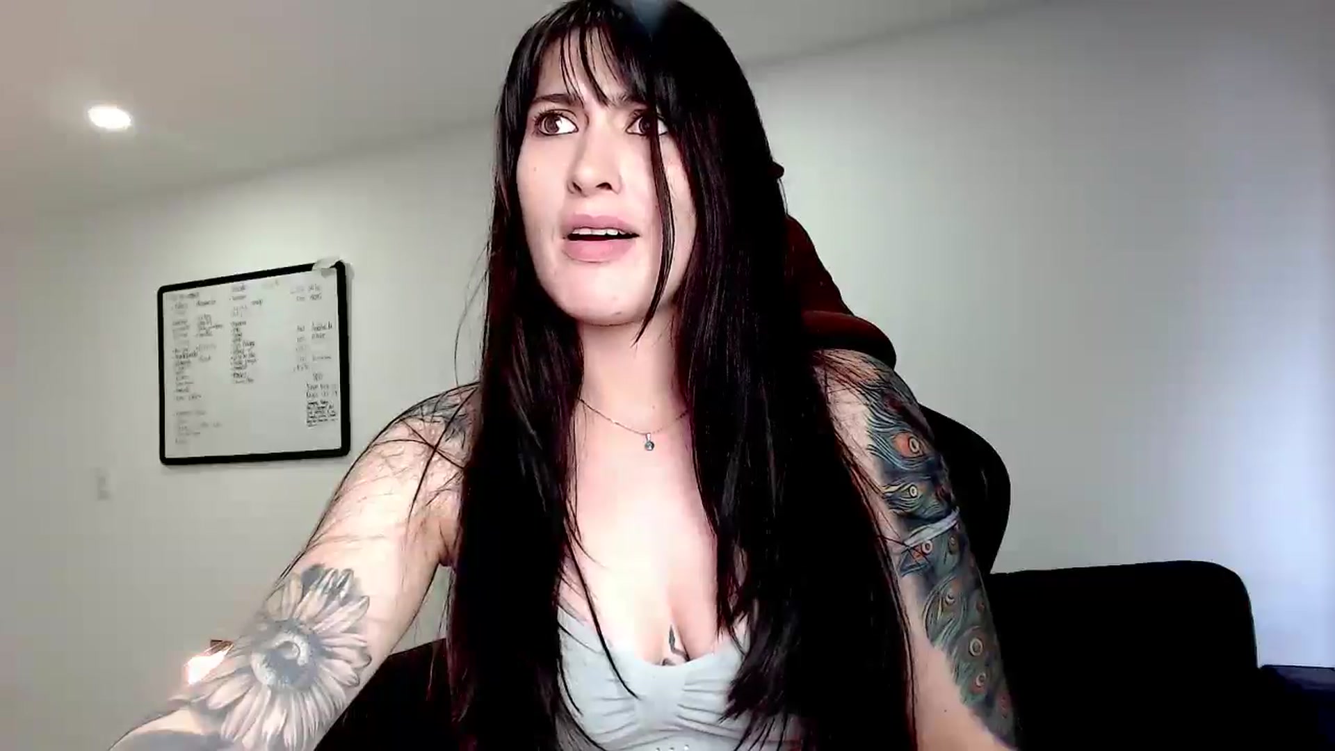 Gallery image thumbnail from Abigaill29's myfreecams stream on, 10/24/2025, 22:19 image 19 of 20
