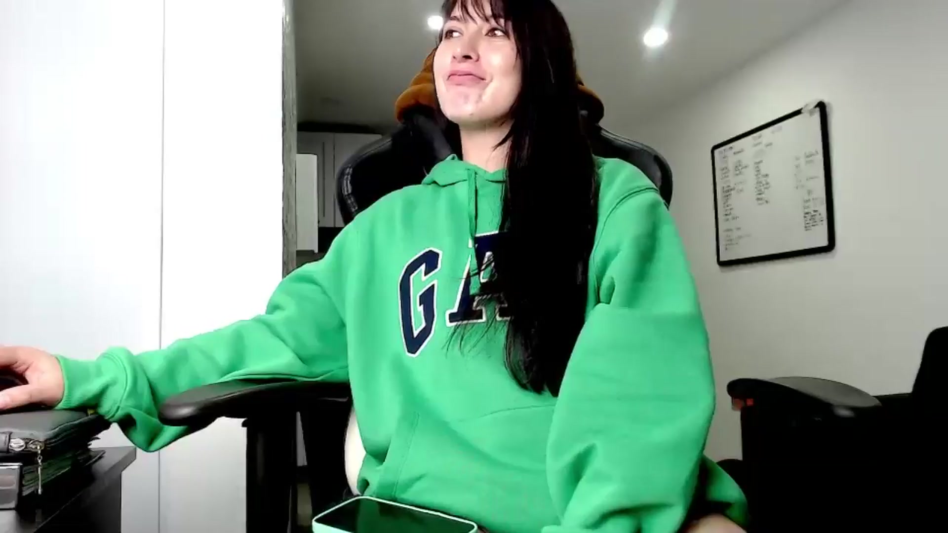 Gallery image thumbnail from Abigaill29's myfreecams stream on, 10/25/2025, 23:03 image 20 of 20