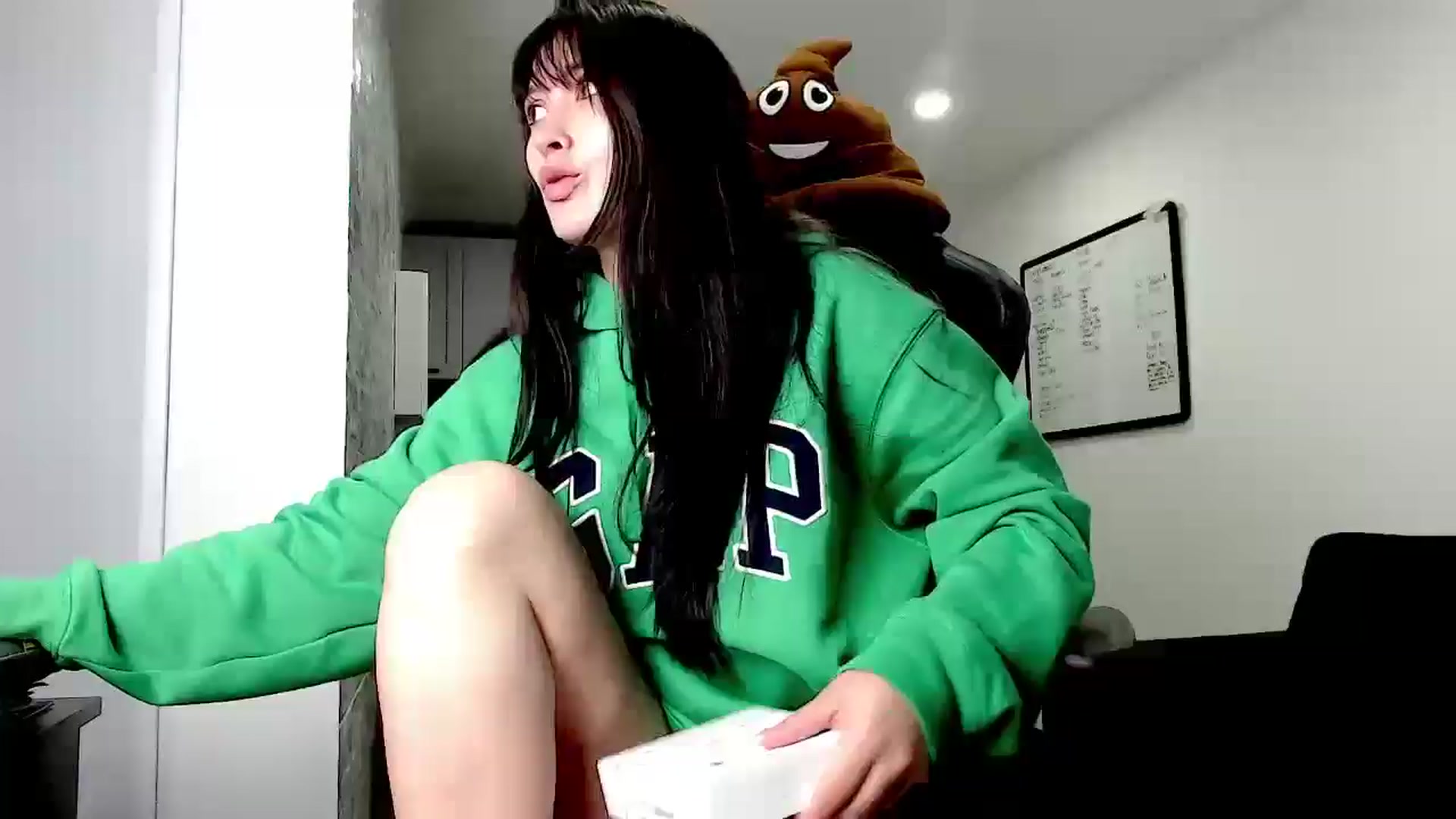 Gallery image thumbnail from Abigaill29's myfreecams stream on, 10/26/2025, 24:12 image 3 of 20