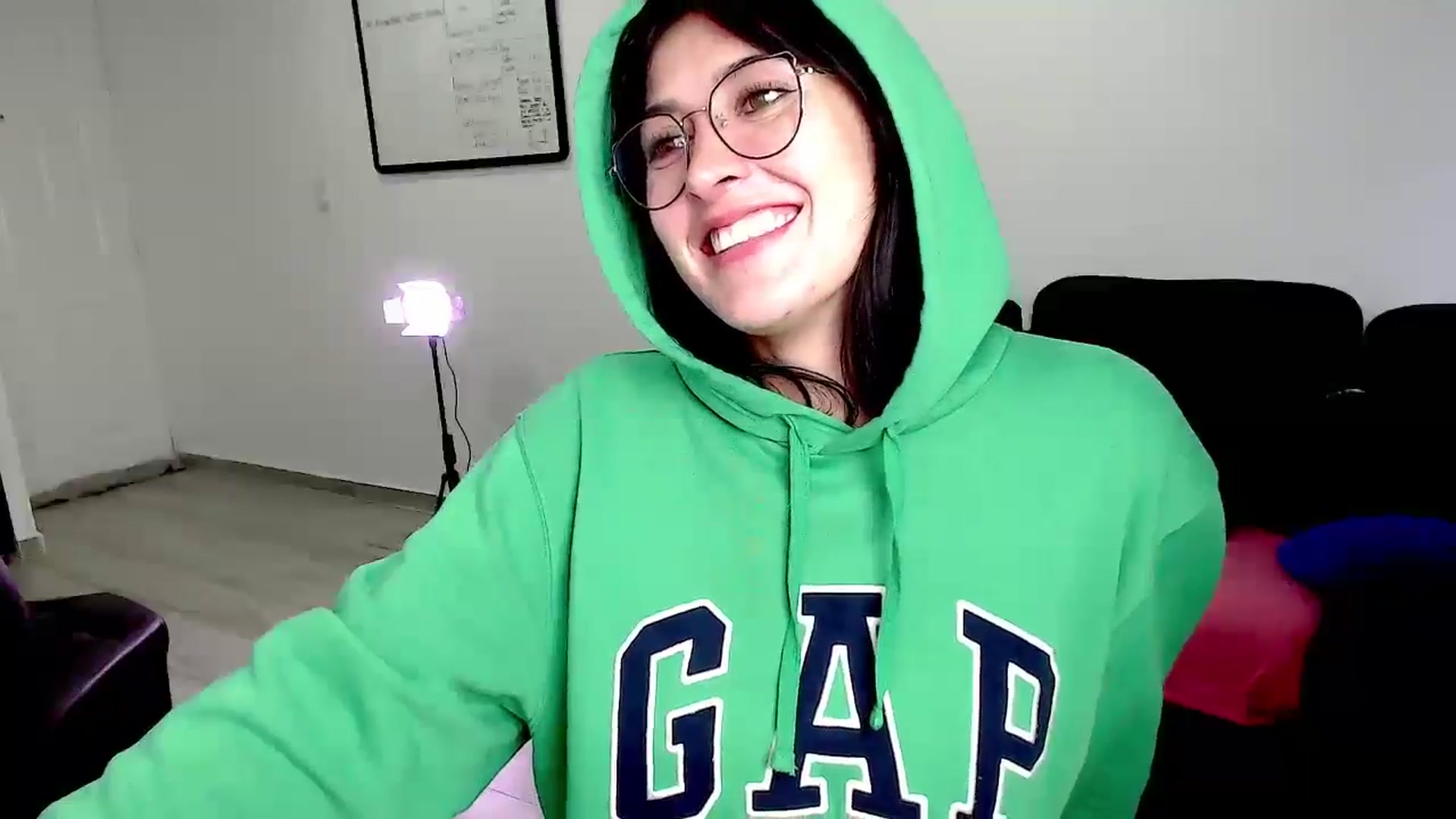Gallery image thumbnail from Abigaill29's myfreecams stream on, 12/14/2025, 22:29 image 18 of 20