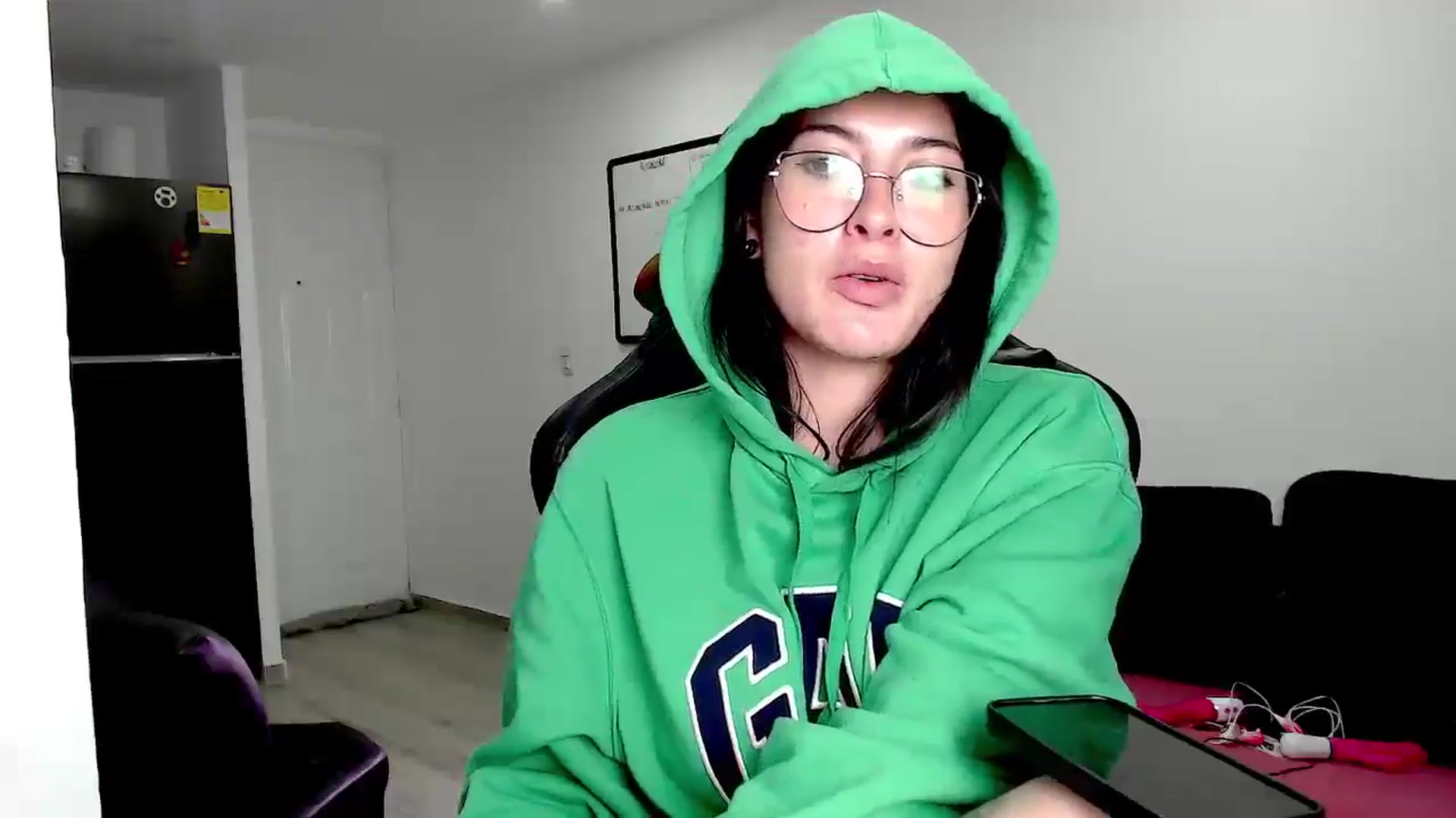 Gallery image thumbnail from Abigaill29's myfreecams stream on, 12/15/2025, 24:29 image 9 of 20