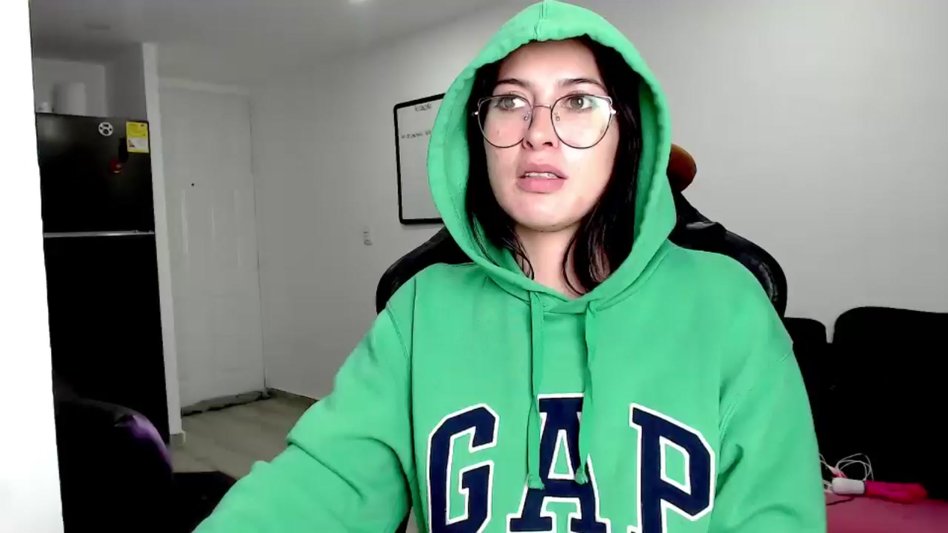 Gallery image thumbnail from Abigaill29's myfreecams stream on, 12/15/2025, 24:29 image 4 of 20