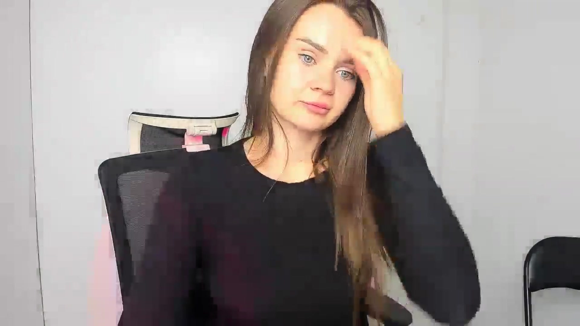 Gallery image thumbnail from Abigaill_XO's myfreecams stream on, 09/22/2024, 03:48 image 20 of 20