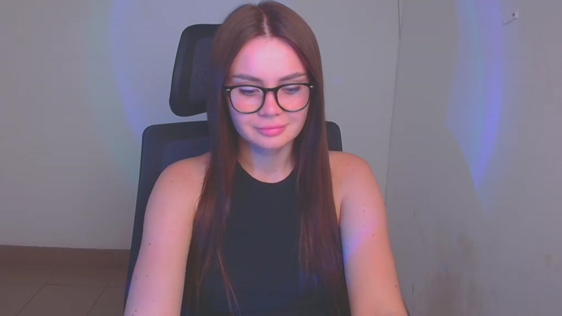 Gallery image thumbnail from Abigaill_XO's myfreecams stream on, 09/22/2024, 12:00 image 12 of 20