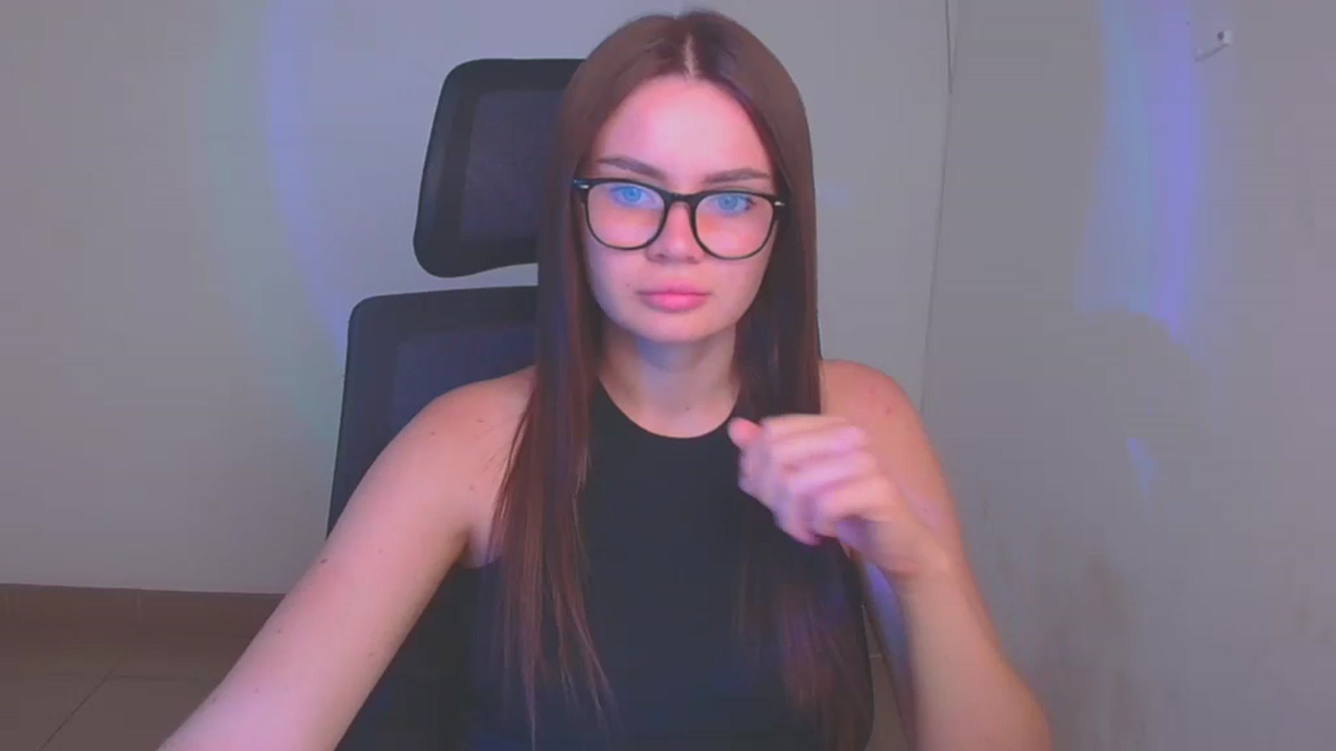 Gallery image thumbnail from Abigaill_XO's myfreecams stream on, 09/22/2024, 12:00 image 7 of 20