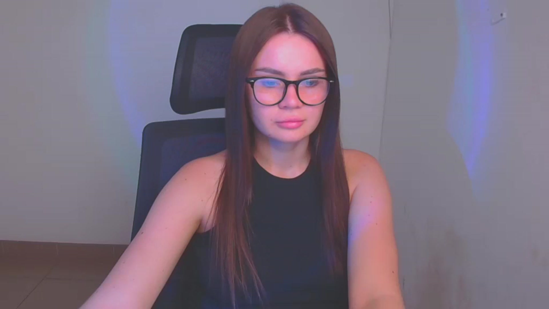 Gallery image thumbnail from Abigaill_XO's myfreecams stream on, 09/22/2024, 12:00 image 6 of 20